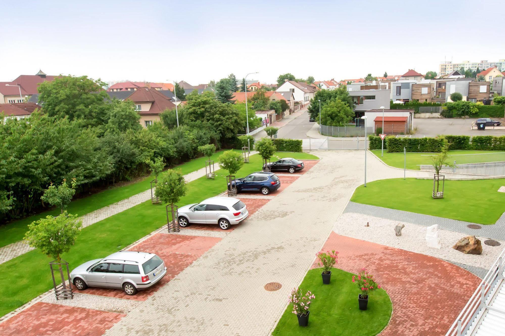 Hotel Lifestyle Praga Exterior foto