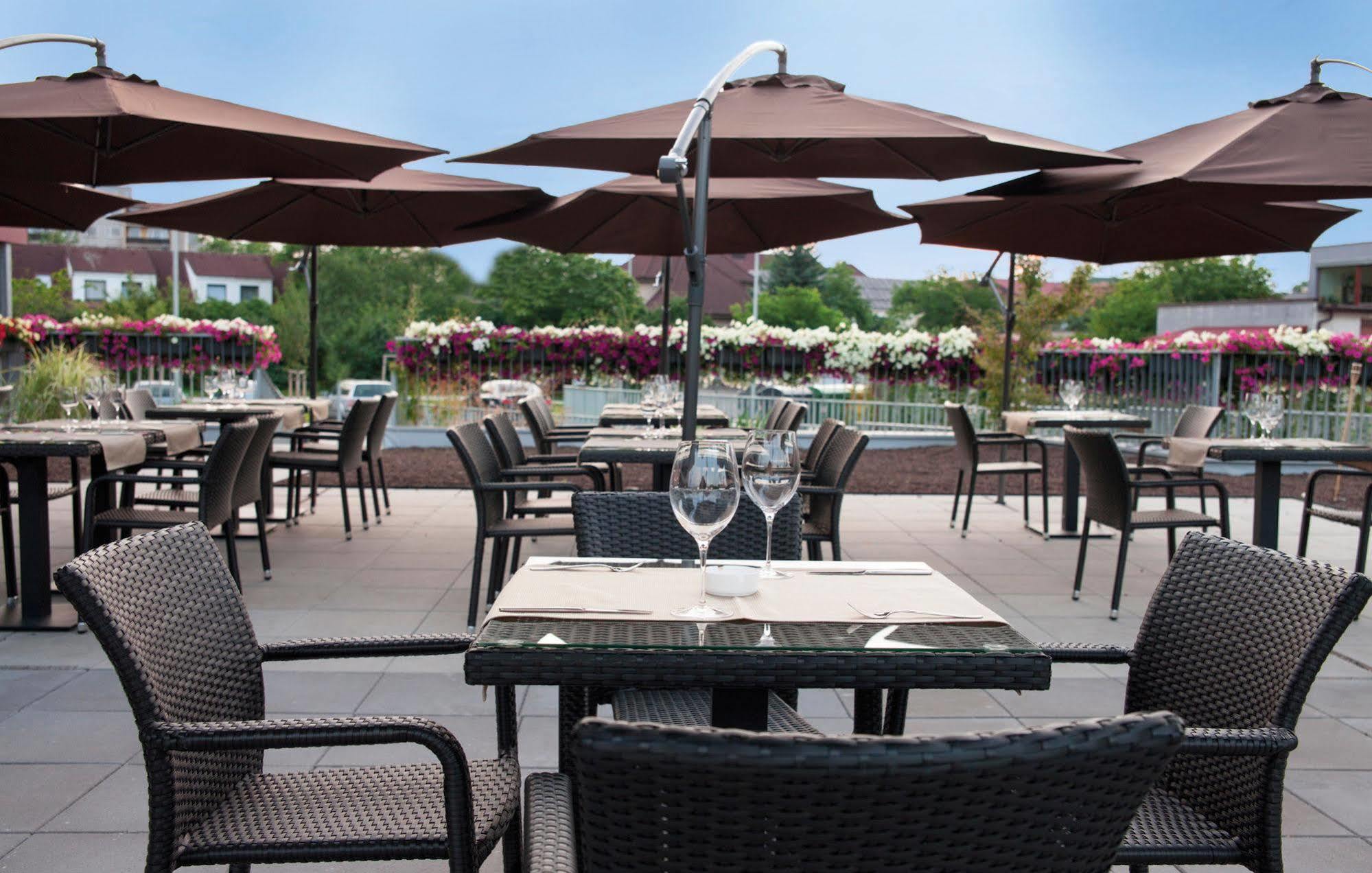 Hotel Lifestyle Praga Exterior foto